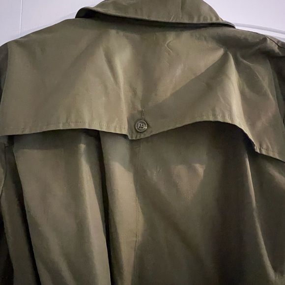 Trench Coat - Picture 4 of 9